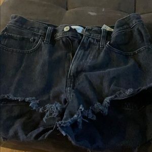 Abercrombie and Fitch mid rise boyfriend shorts